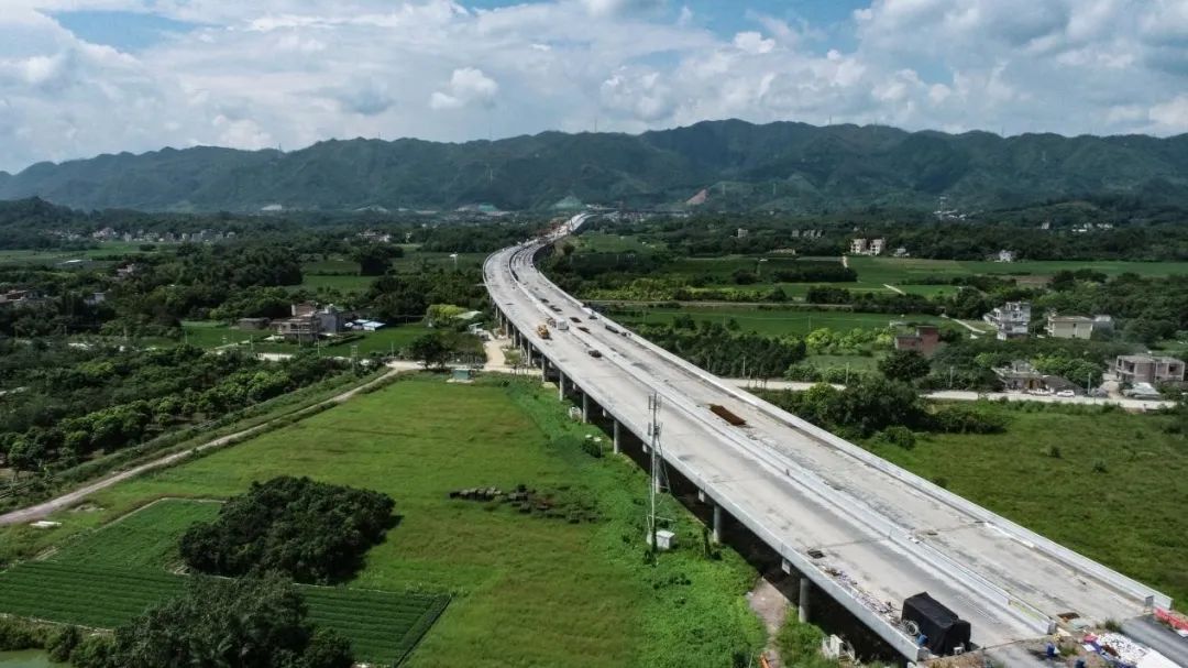 开春高速阳春段工程高效稳健推进,总体完成93%