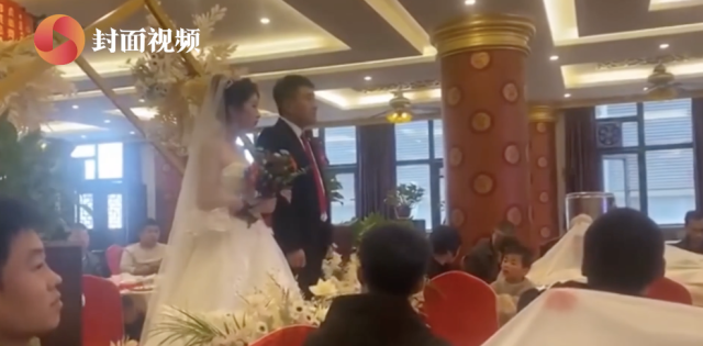 学生|食堂师傅贴告示“结婚去了”，回来一看……
