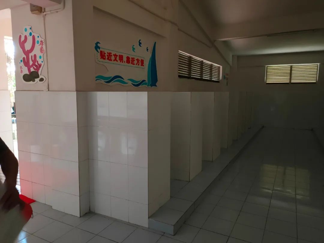 厕所改造前 厕所改造前