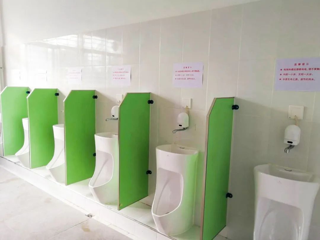 白藤湖中心小学 白藤湖中心小学