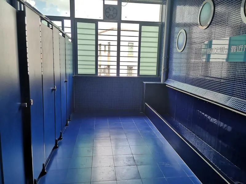 厕所改造前 厕所改造前