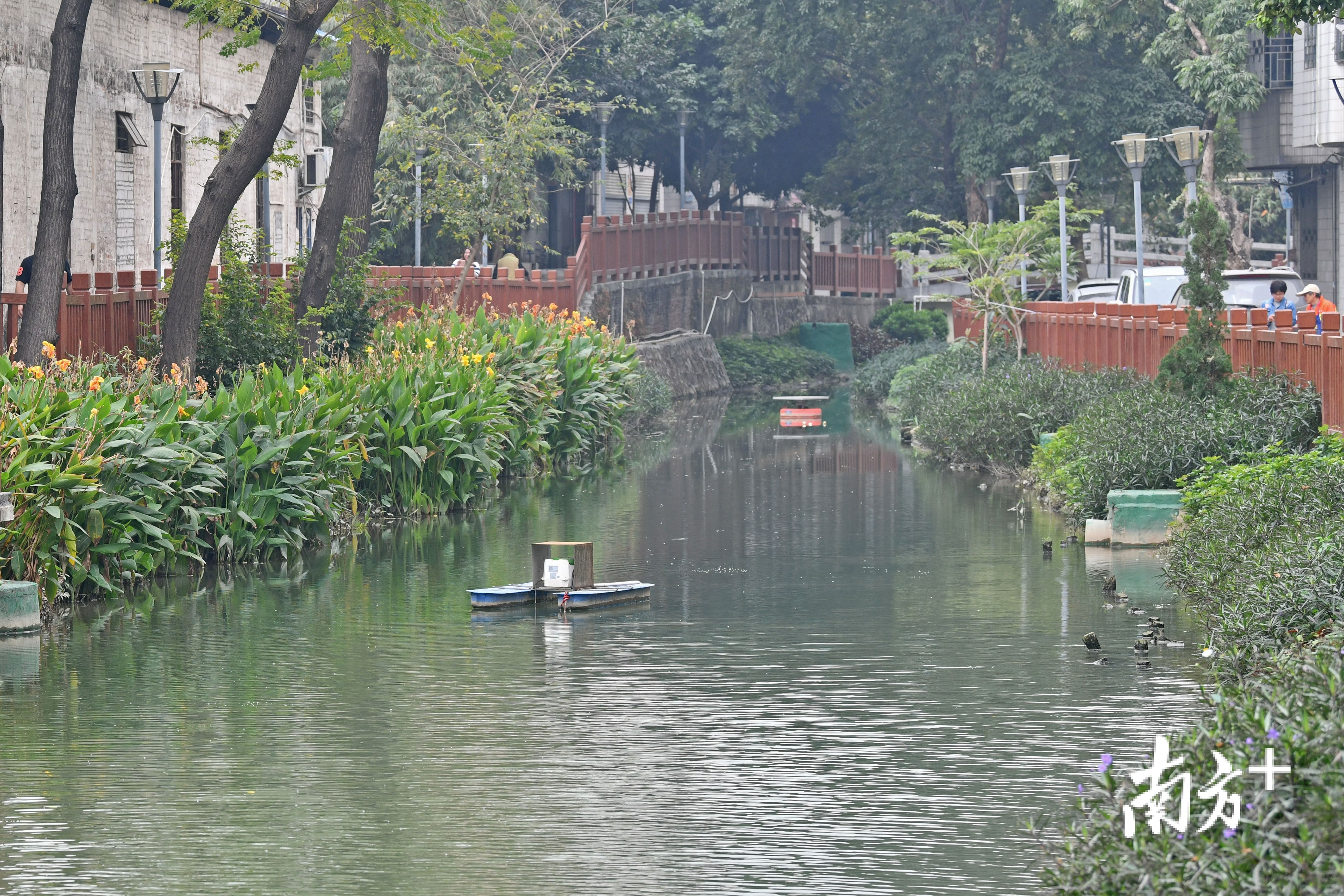在“技术赋能+协同共治”的基础上,禅城的水质持续向好。 在“技术赋能+协同共治”的基础上,禅城的水质持续向好。