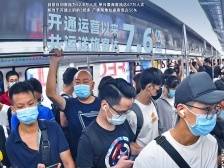 广佛地铁上的“双子星”：一小时生活圈的双城体验