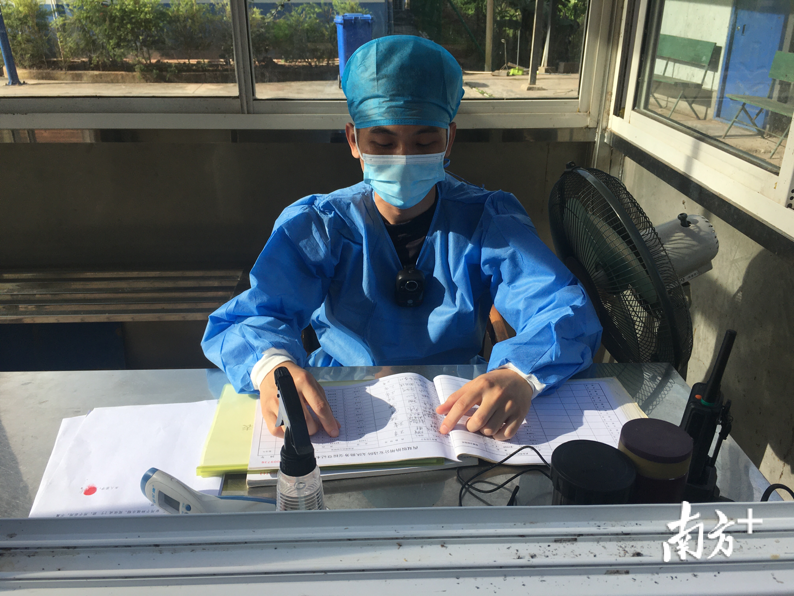 协助地方疫情防控以及营区管理。