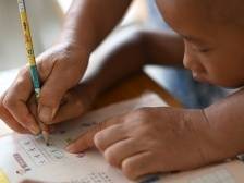 多措并举，不让一个孩子掉队丨教育扶贫携手小康②