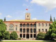 打破空间限制，未来大学会建在“云”上？