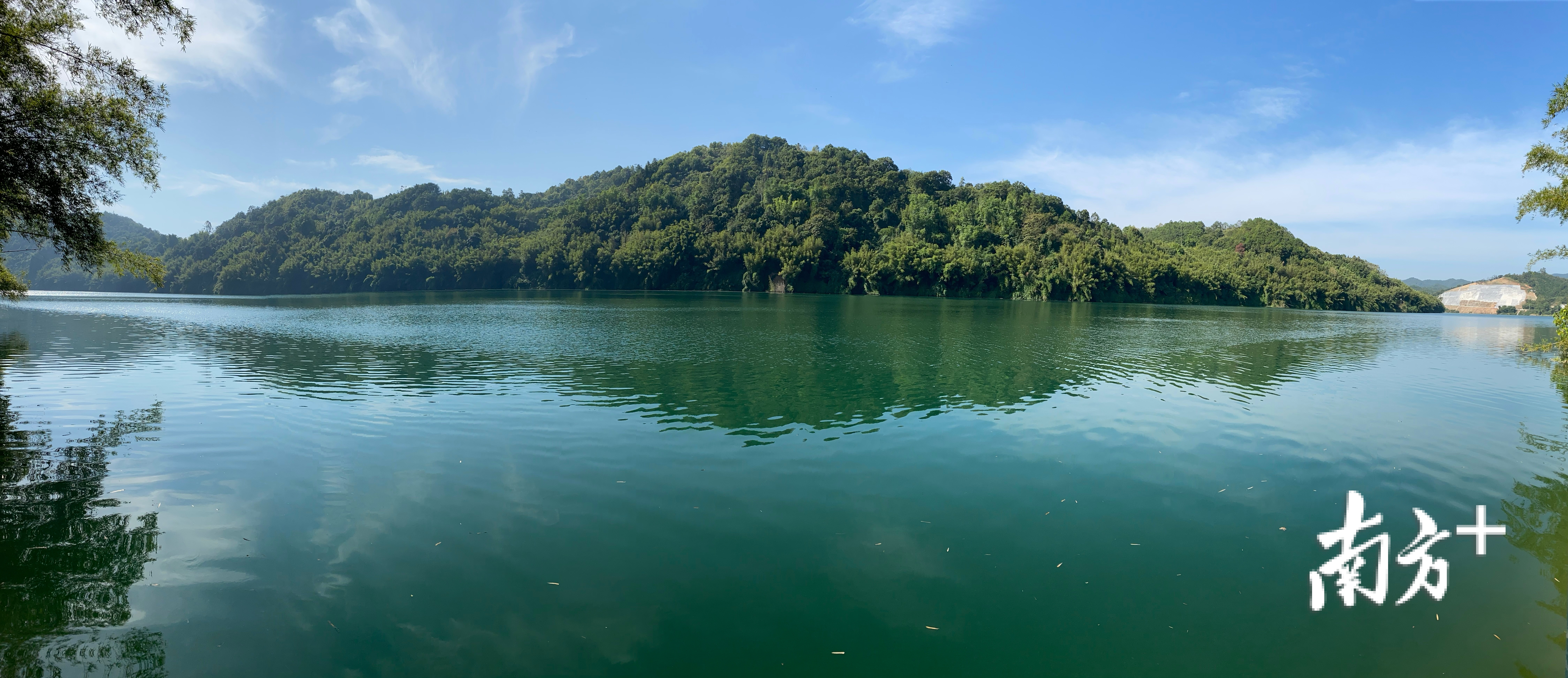 贺江碧道画廊风景秀美。 李志颖摄