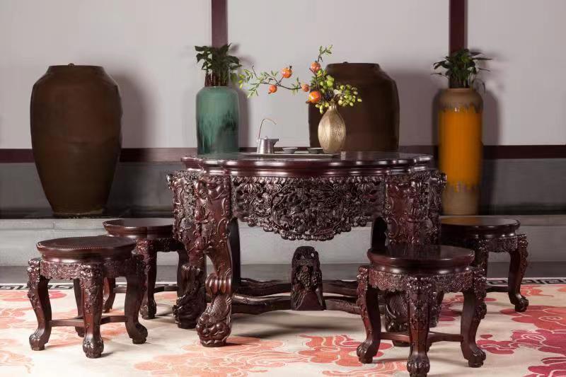 广式家具《兽头狮脚圆桌》