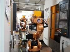 向数控机床核心技术挺进，国产机器人装上“最强大脑”