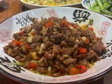 美食+ | 小炒羊肉：酣畅淋漓的辣