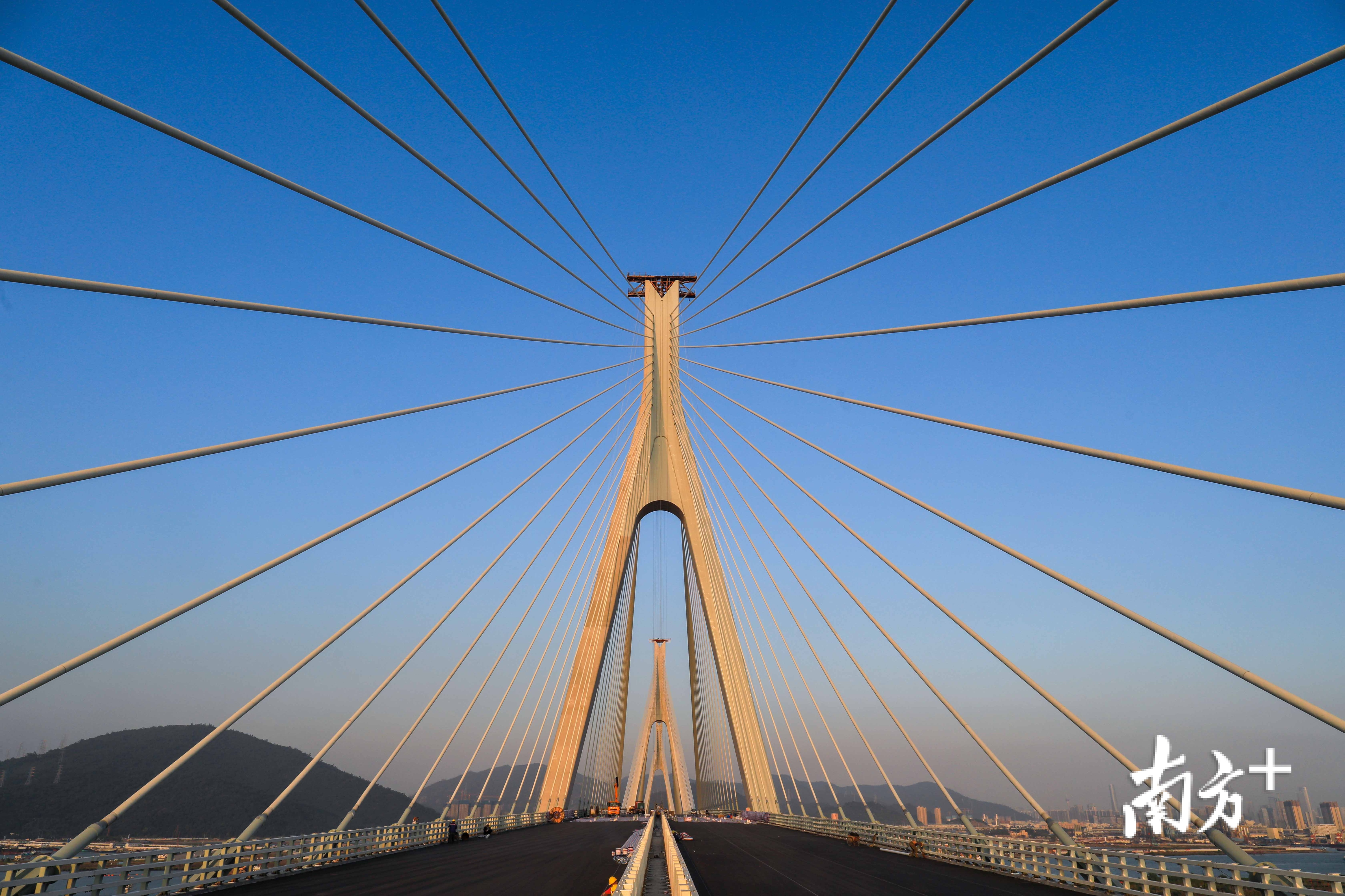 洪鹤大桥最新现场图来袭