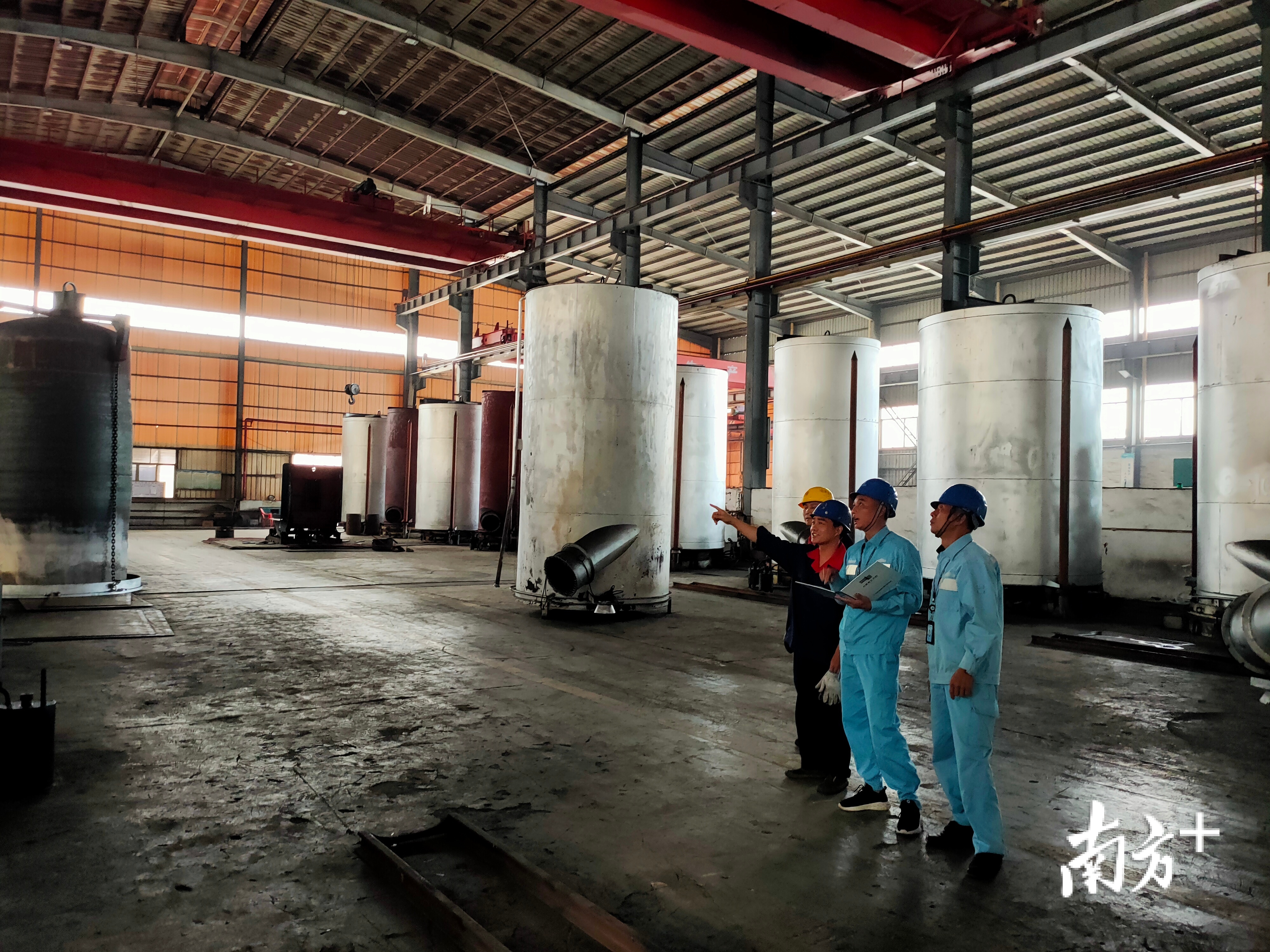 揭阳榕城供电局用检人员到对广东宝盛兴实业有限公司电能替代项目进行回访和安全检查。杨汉齐 摄