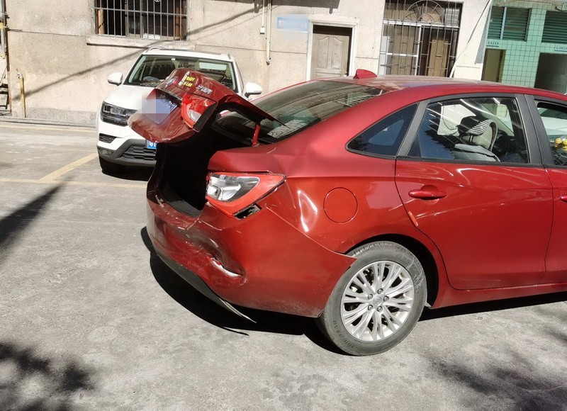 韶关浈江:宝马车交通肇事逃逸，智慧新警务助力破案