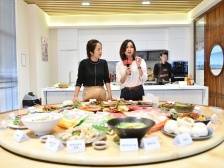 “佛味鲜生”带你走进英农，寻找正宗草香猪