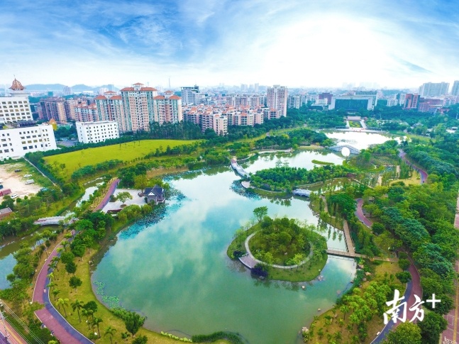 映月湖航拍图。南方日报记者 戴嘉信 摄