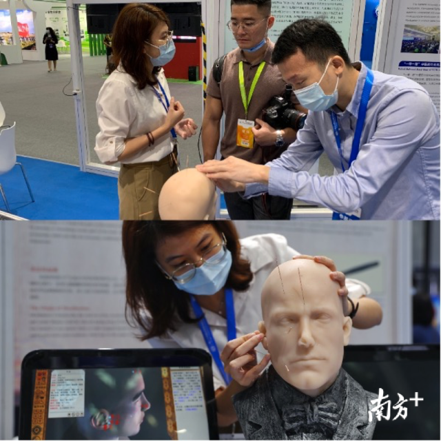 针灸科团队向媒体介绍项目及现场展示仿真针灸