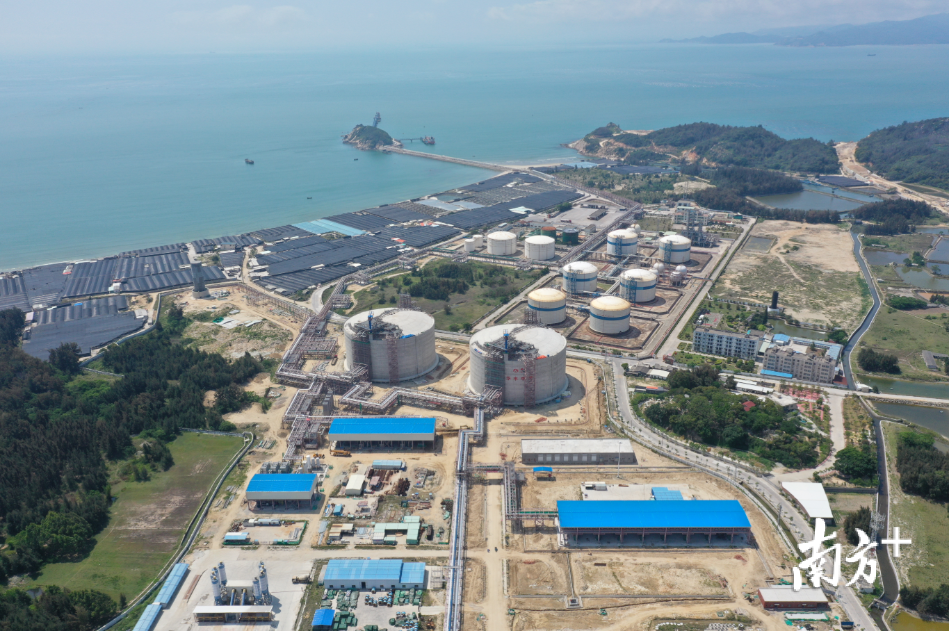 潮州闽粤经济合作区LNG储配站等一批重大项目正加紧建设。受访者供图 潮州闽粤经济合作区LNG储配站等一批重大项目正加紧建设。受访者供图