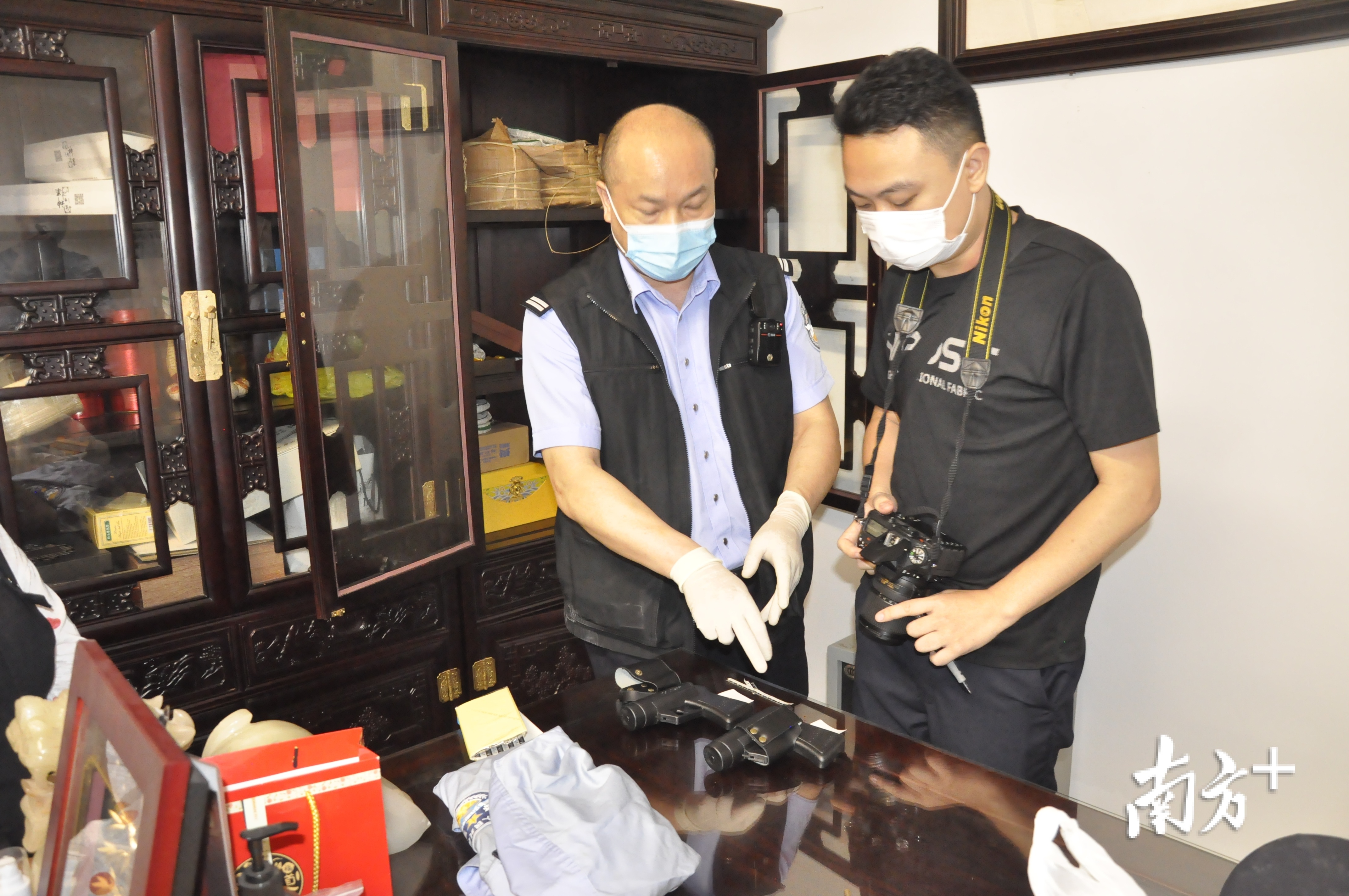 中山警方打掉大涌镇任某铭涉黑恶犯罪团伙，抓获团伙主要成员。