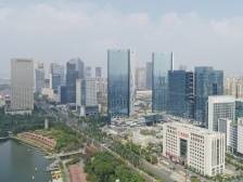 壮大“两高四新”！南海将做大做强先进制造业集群丨直击区委全会