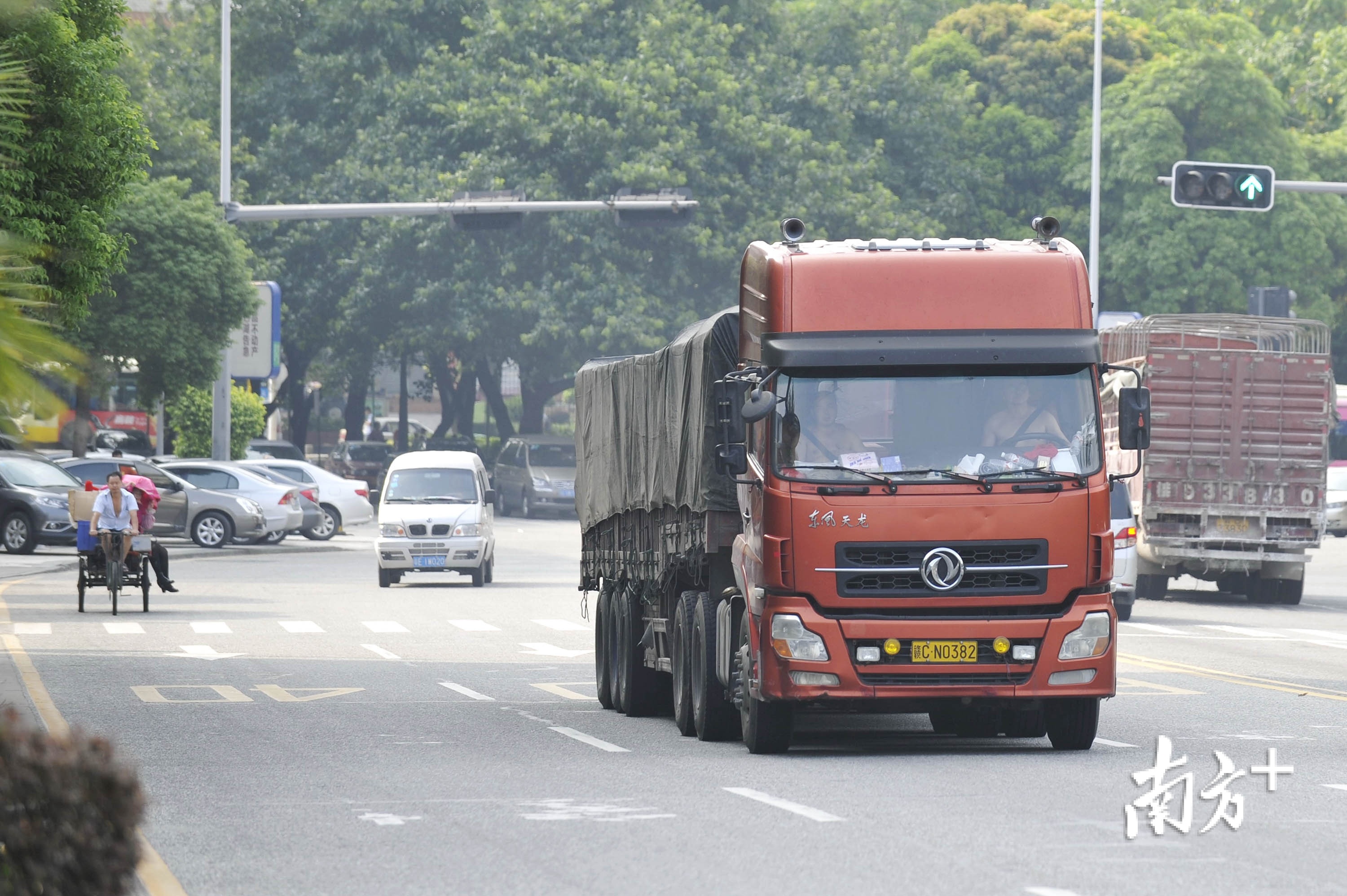 佛山出方案进一步规范道路货运行为。戴嘉信 摄