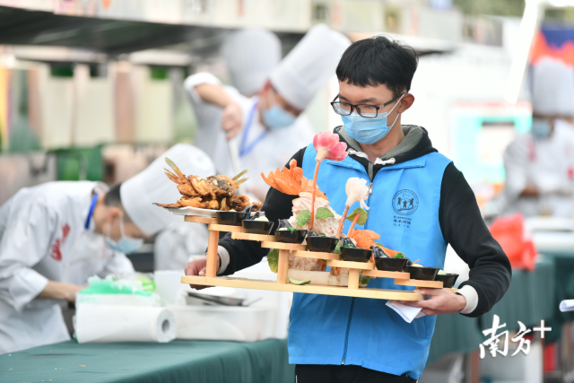 第三届粤港澳大湾区“粤菜师傅”技能大赛暨粤菜文化交流活动举行。