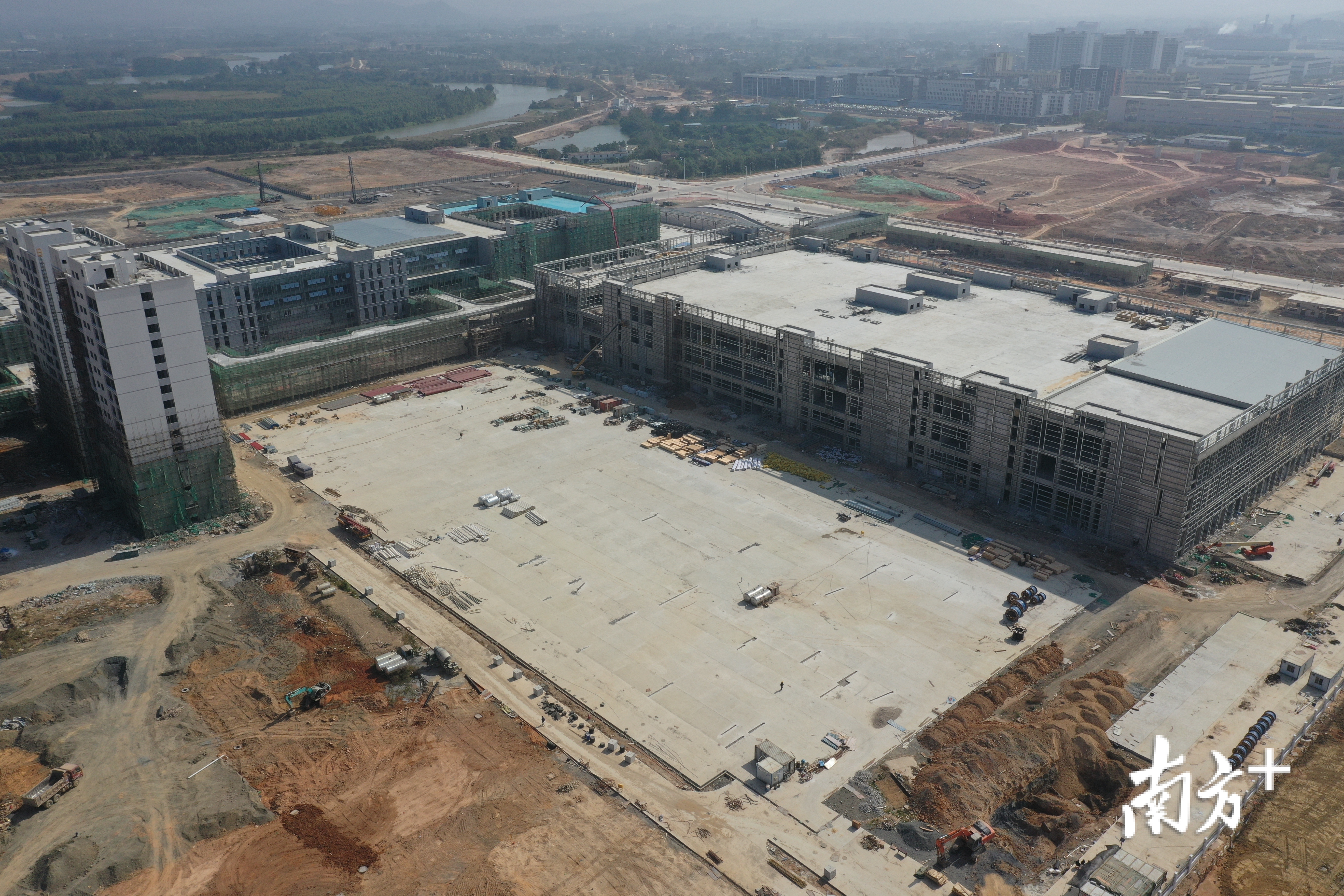 德赛西威惠南产业园一期项目即将投入使用。