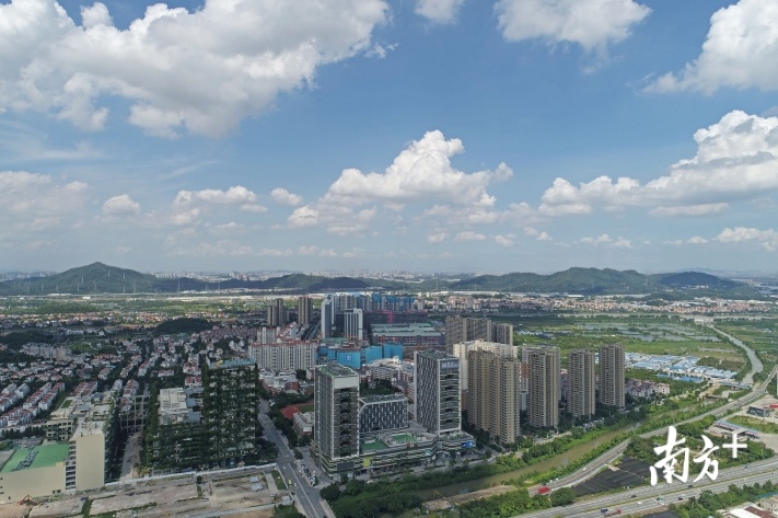 图为碧桂园总部与博智林机器人基地。南方日报记者 戴嘉信 摄