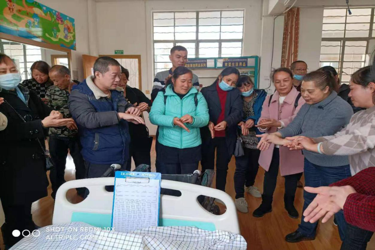 授人以鱼不如授人以渔，韶关乐昌这样推进“南粤家政”惠民工程