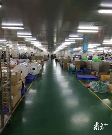 利达包装生产车间。资料图片