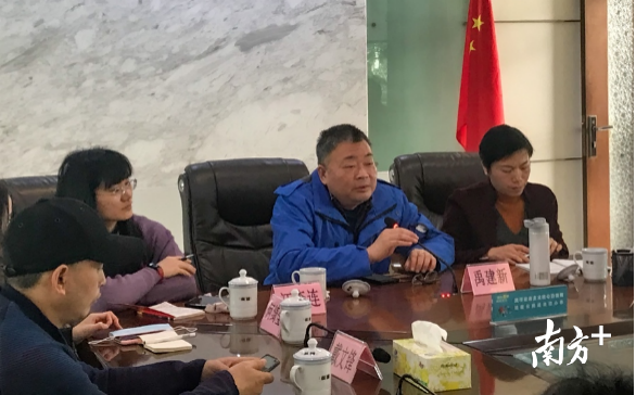 禹建新老师在会上发言。周奕蕾 摄