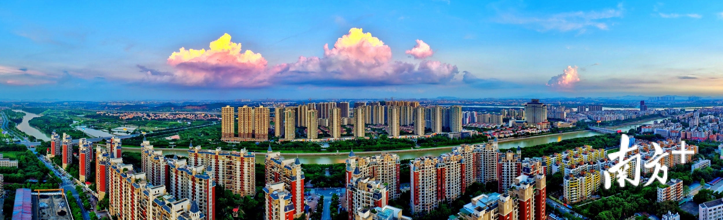 三水不断彰显"前江后湖,两水绕城,一轴贯通"的独特城市特质