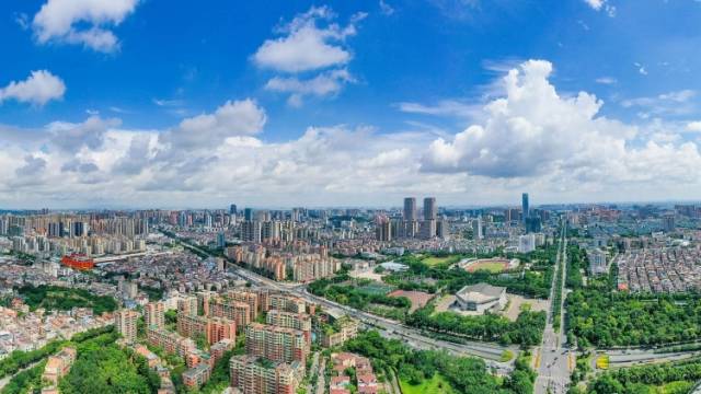 江浩：推动旧改，先要明确发展定位|聚焦市委全会