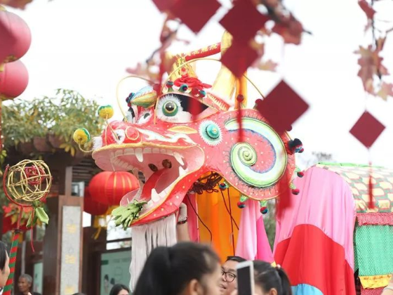广东味·家乡美②丨常满、贴挥春、龙狮凤巡游，在中山感受非一般的年味！