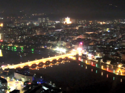 抢先看丨灯光璀璨，广州从化城区迎春灯饰点亮年味