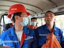 留下过个广东年④ | 留守广州的东北工人，在穗过个温暖年