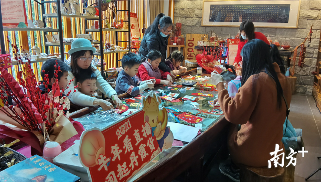 年俗体验活动精彩多。李贵清 摄