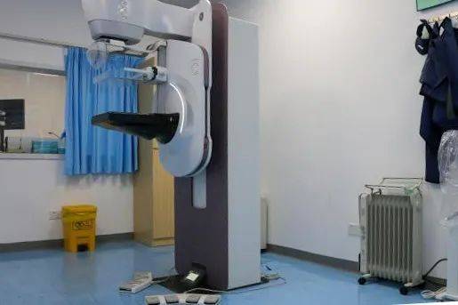 乳腺机是什么乳腺病患者的福音！全球高端能谱乳腺机在我院投入使用_https://www.jmylbn.com_新闻资讯_第2张