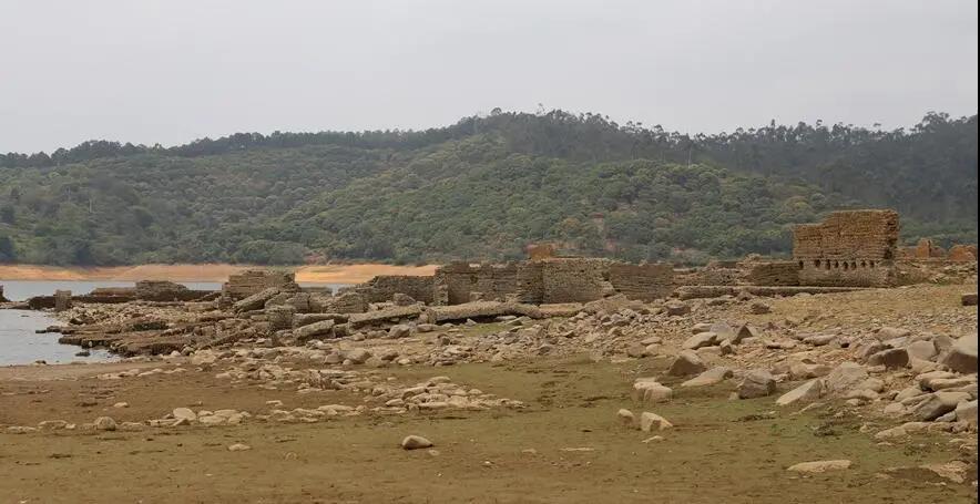 ▲神秘的茅輋(shē)村遗址 ▲神秘的茅輋(shē)村遗址