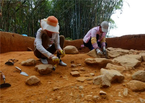 圆明园被毁150年后专家准备对其修复时意外挖出5万多件文物