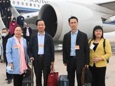 在粤全国人大代表抵京