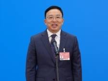 住粤全国政协委员朱征夫亮相“委员通道”：要让法律条文走进群众心里