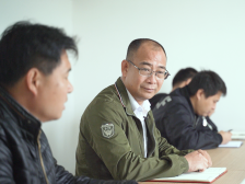 全国人大代表梁德标：让村民在家门口做小老板