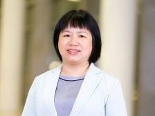 代表建议实行保姆执业资格“一票否决”