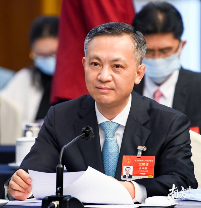 图集|十三届全国人大四次会议广东代表团举行全体会议