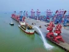 京粤连线：港口作业不停歇，学习新发展理念进行时