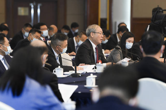 图集|广东代表团举行全体会议，审查“十四五”规划和2035年远景目标纲要草案