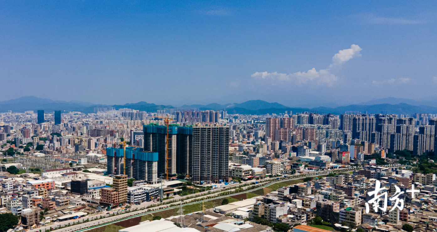 多家知名房企陆续进驻潮州,助力城市扩容提质。受访者供图 多家知名房企陆续进驻潮州,助力城市扩容提质。受访者供图