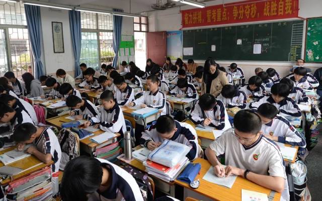 同课异构深度课堂 定位聚焦 圆 的世界 南方plus 南方