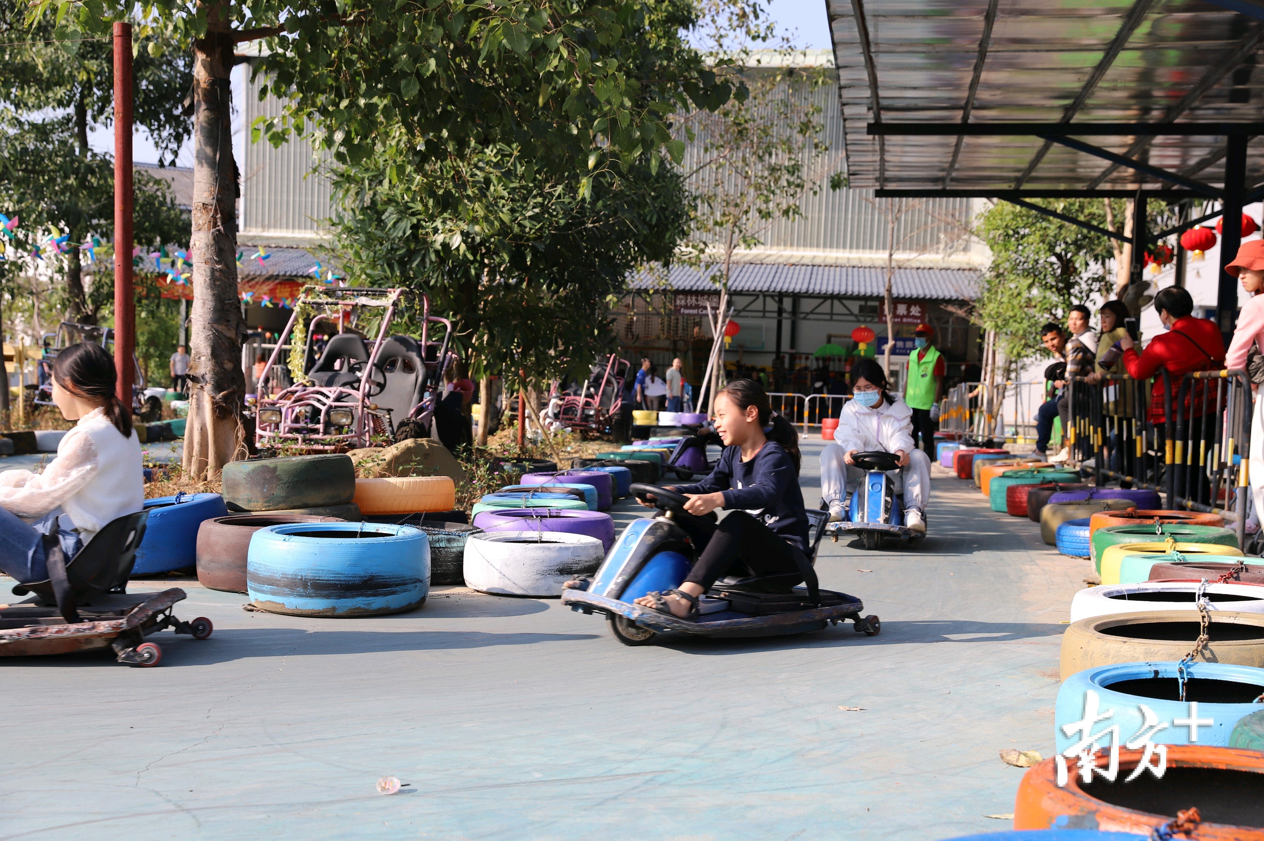 农文旅融合发展将进一步拉动旅游消费,让南山居民有更多发展机会。通讯员供图