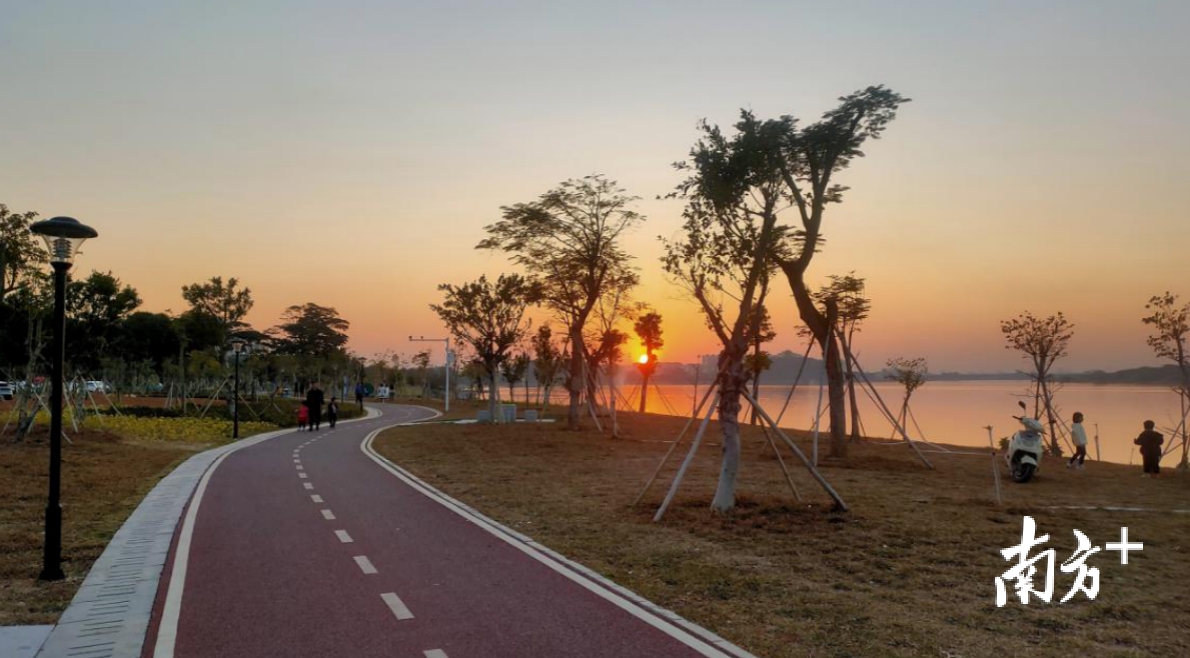 落日(余成勇) 落日(余成勇)